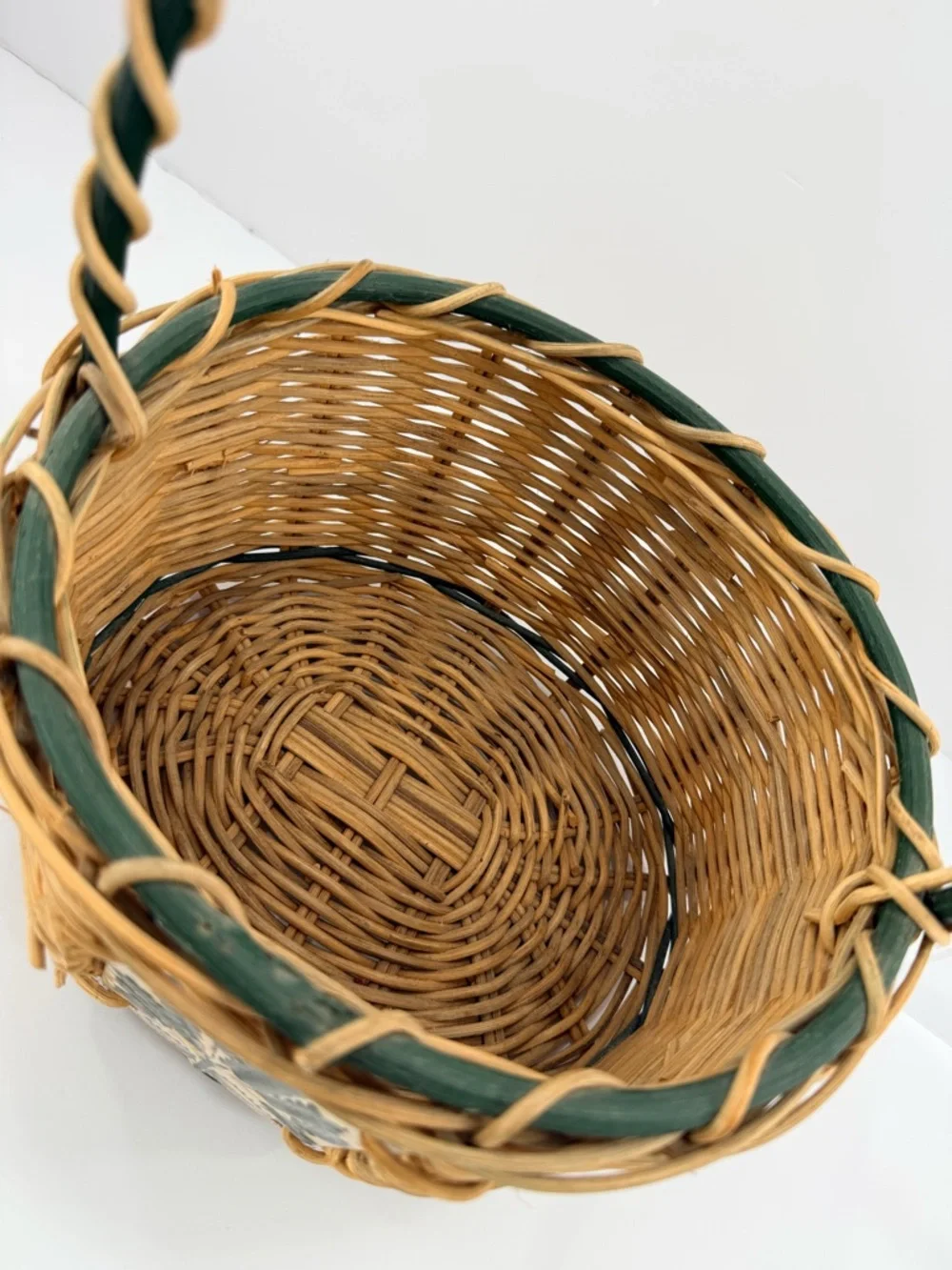Vtg 1970s Handwoven Wicker Tile Basket 12x9 Botanical Leaf Cottagecore Farmhouse
